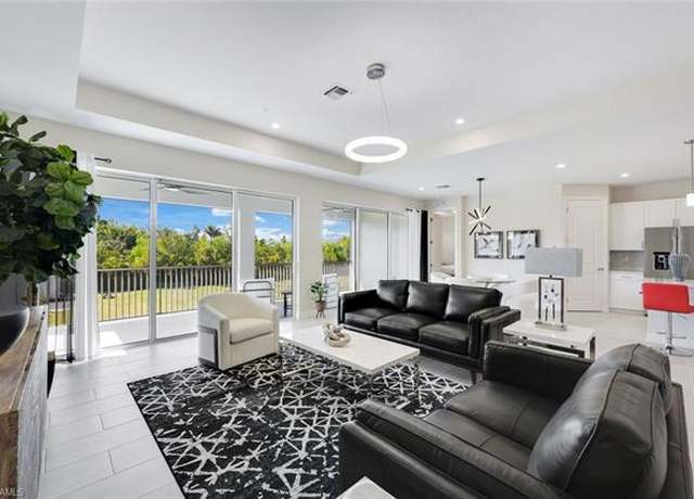 Property at 303 Indies Dr W #201, Naples, FL 34114, 3 beds, 2 baths