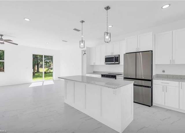 Property at 438 Leona St, Port Charlotte, FL 33954, 3 beds, 2 baths