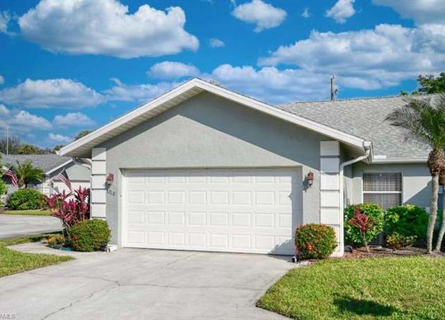 Property at 1708 Royal Cir #701, Naples, FL 34112, 3 beds, 2 baths