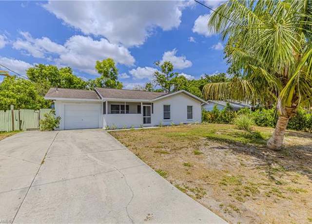 Property at 5419 19th Pl SW, Naples, FL 34116, 3 beds, 2 baths