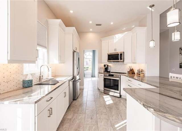 Property at 4288 Montalvo Ct, Naples, FL 34109, 3 beds, 2 baths