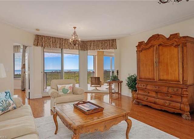 Property at 7117 Pelican Bay Blvd #809, Naples, FL 34108, 3 beds, 3 baths