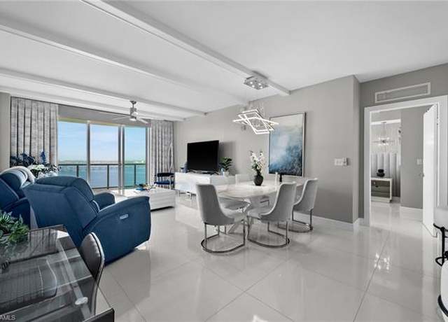 Property at 3000 Oasis Grand Blvd #2007, Fort Myers, FL 33916, 3 beds, 2.5 baths