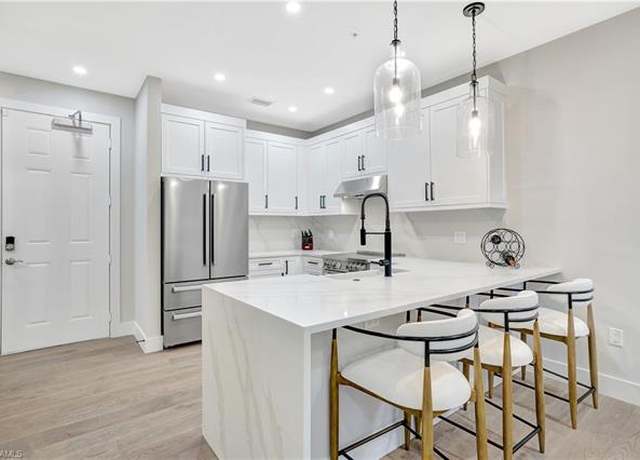 Property at 9037 Alturas St #3705, Naples, FL 34113, 3 beds, 2.5 baths