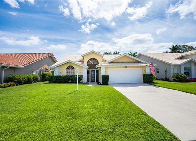 Property at 522 Countryside Dr, Naples, FL 34104, 2 beds, 2 baths
