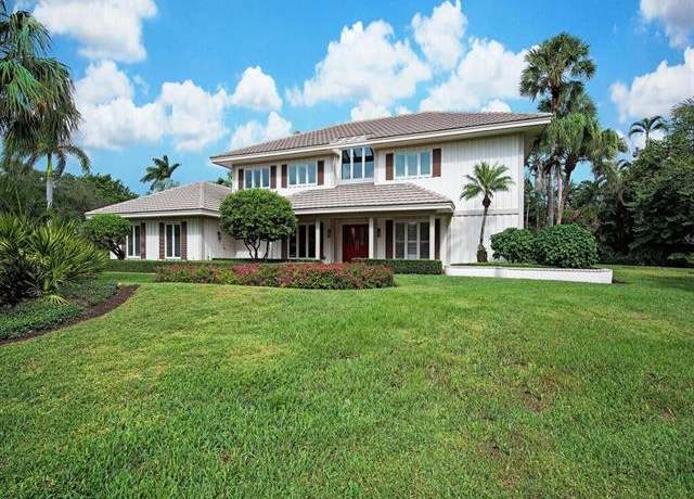 Property at 6550 Ridgewood Dr, Naples, FL 34108, 4 beds, 4.5 baths