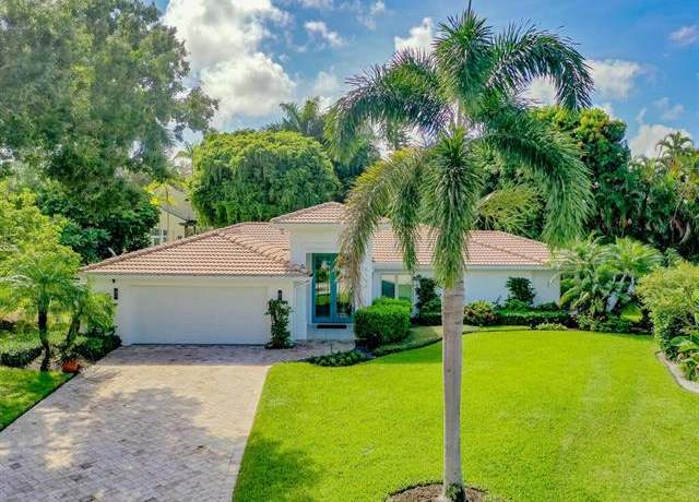 Property at 5120 Crayton Pl S, Naples, FL 34103, 3 beds, 2.5 baths