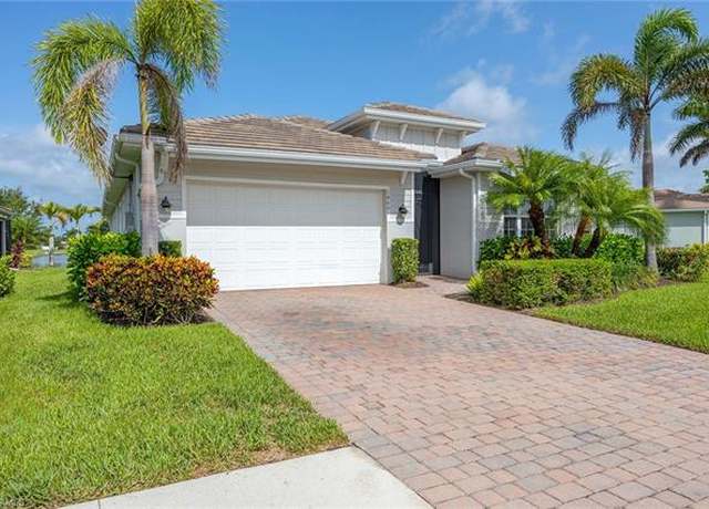 Property at 14601 Tropical Dr, Naples, FL 34114, 3 beds, 3.5 baths