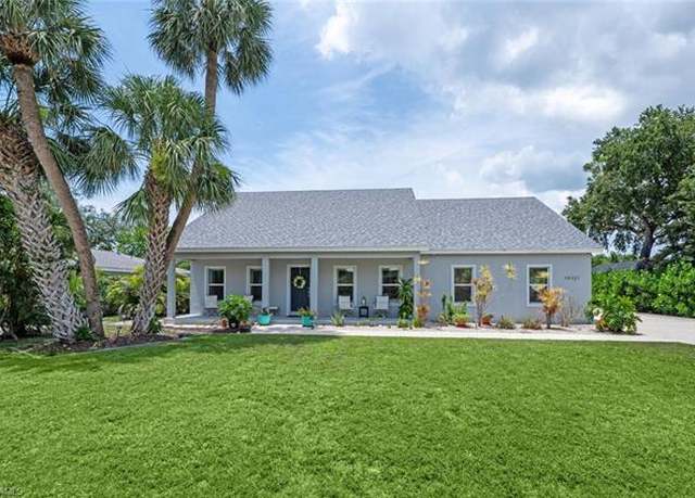 Property at 10327 Pennsylvania Ave, Bonita Springs, FL 34135, 3 beds, 2.5 baths