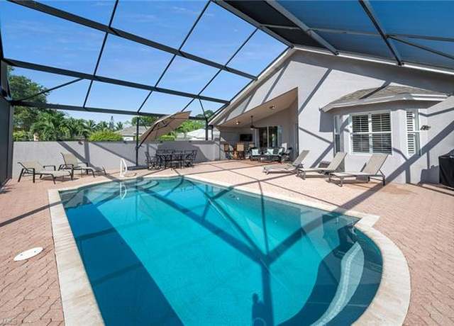 Property at 840 Mount Hood Ct, Naples, FL 34104, 3 beds, 2 baths