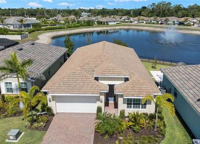 Property at 309 Spiaggio Ct, Naples, FL 34114, 3 beds, 2.5 baths