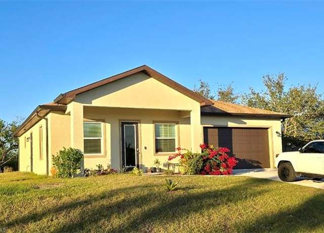 Property at 1623 NE 44th St, Cape Coral, FL 33909, 4 beds, 3 baths