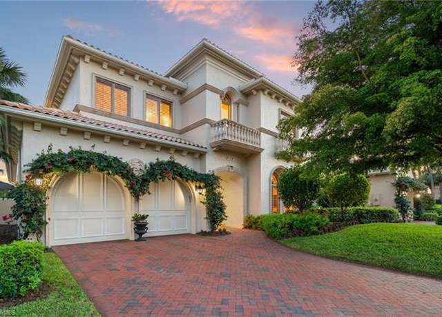 Property at 9108 Terrabella Ct, Naples, FL 34109, 4 beds, 4.5 baths