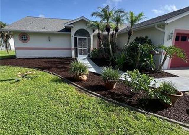 Property at 2875 18th Ave SE, Naples, FL 34117, 3 beds, 2 baths