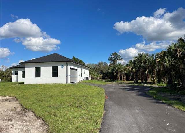 Property at 442 4th St SE, Naples, FL 34117, 3 beds, 2 baths