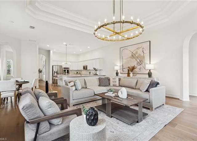 Property at 677 5th Ave N, Naples, FL 34102, 5 beds, 3 baths