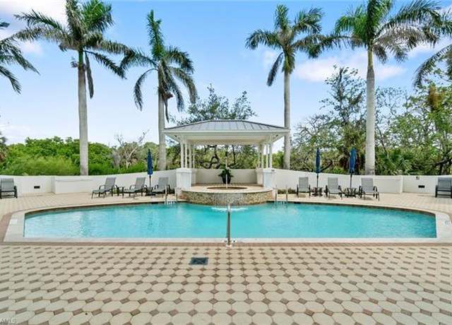 Property at 325 Dunes Blvd Unit T2, Naples, FL 34110, 3 beds, 3 baths