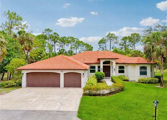 Property at 940 11th St SW, Naples, FL 34117, 4 beds, 3 baths