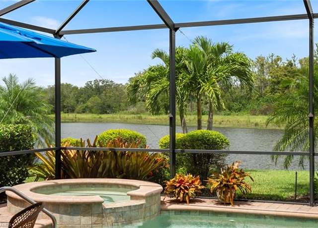 Property at 12643 Kinross Ln Ct, Naples, FL 34120, 3 beds, 3 baths