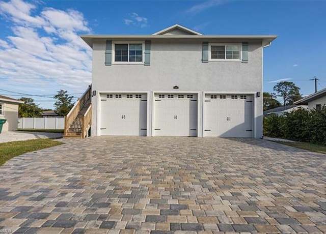 Property at 3561 Thomasson Dr, Naples, FL 34112, 2 beds, 2 baths