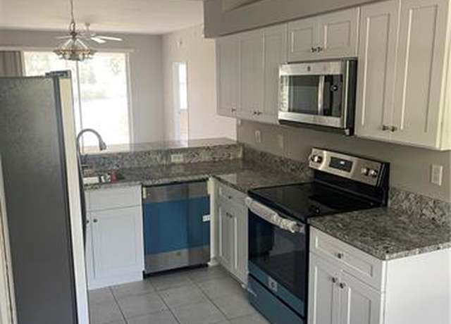 Property at 7605 Arbor Lakes Ct #514, Naples, FL 34112, 2 beds, 2 baths