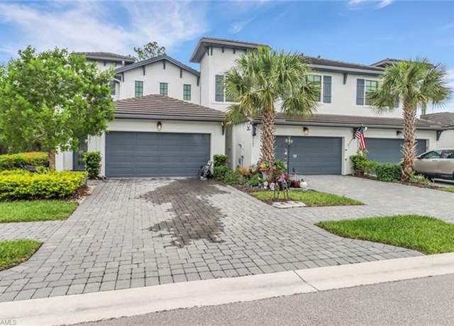 Property at 7501 Carnegie Way, Naples, FL 34119, 3 beds, 2.5 baths