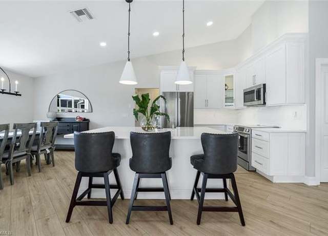 Property at 711 Tigertail Ct, Marco Island, FL 34145, 3 beds, 2 baths