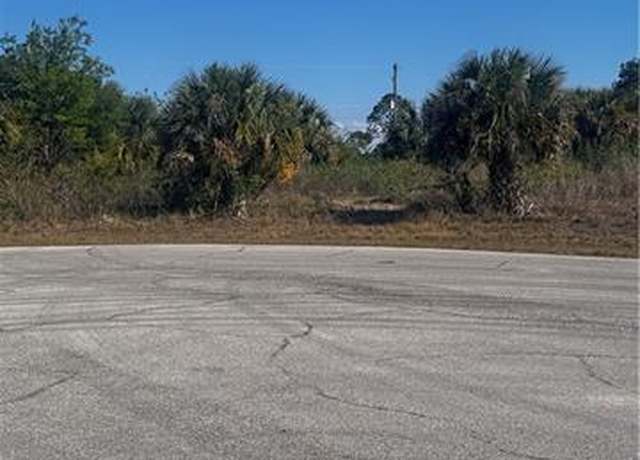Property at 9004 Penny Ct, Labelle, FL 33935