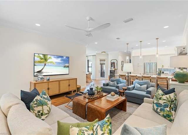 Property at 13541 Coronado Dr, Naples, FL 34109, 3 beds, 3 baths