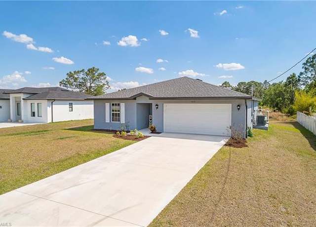 Property at 3611 39th St SW, Lehigh Acres, FL 33976, 4 beds, 2 baths