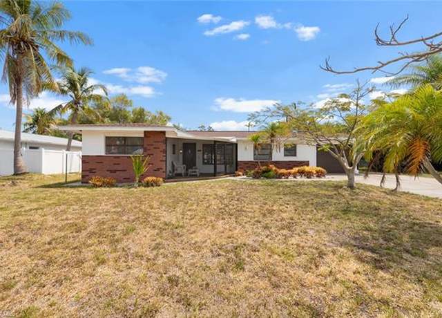 Property at 6312 Saint Andrews Cir S, Fort Myers, FL 33919, 3 beds, 3 baths