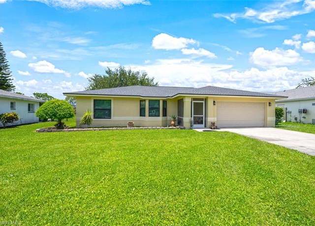Property at 725 Grove Dr, Naples, FL 34120, 3 beds, 2 baths