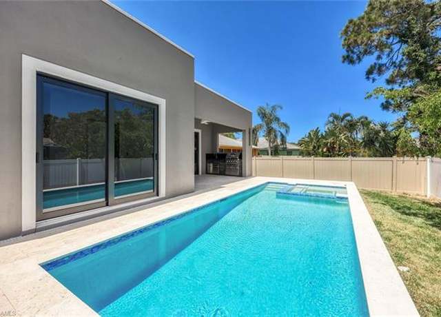 Property at 1297 Trail Terrace Dr, Naples, FL 34103, 3 beds, 3 baths
