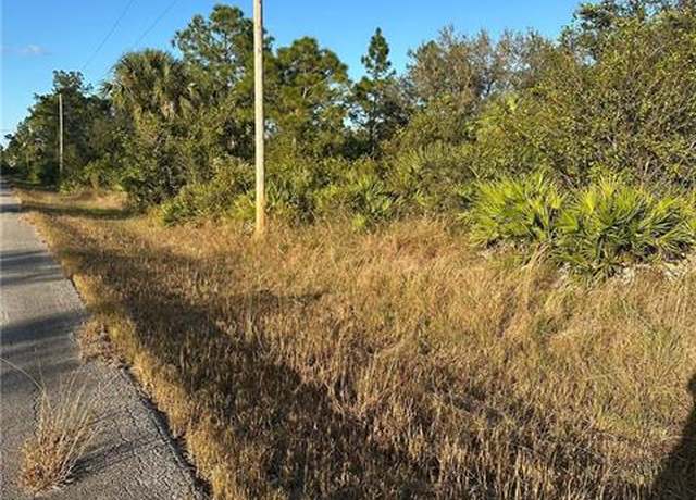 Property at 312 Wells Ave, Lehigh Acres, FL 33936