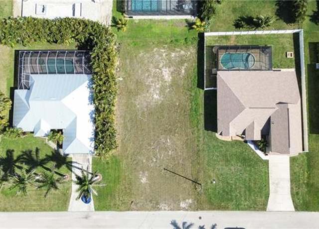 Property at 4627 SW 17th Ave, Cape Coral, FL 33914