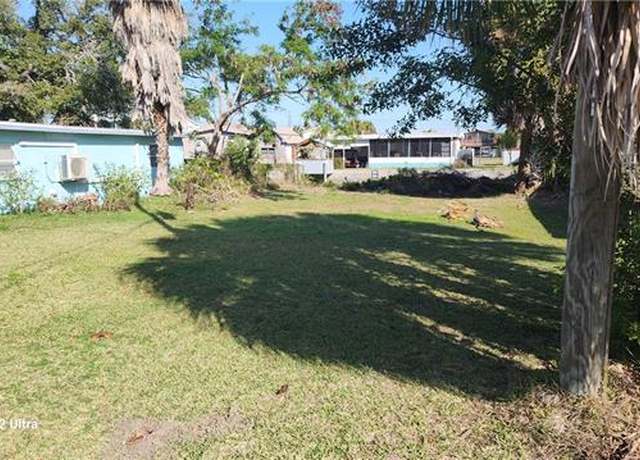 Property at 6845 Sanderling Ln, Hudson, FL 34667