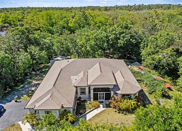 Property at 235 6th St SE, Naples, FL 34117, 4 beds, 3 baths