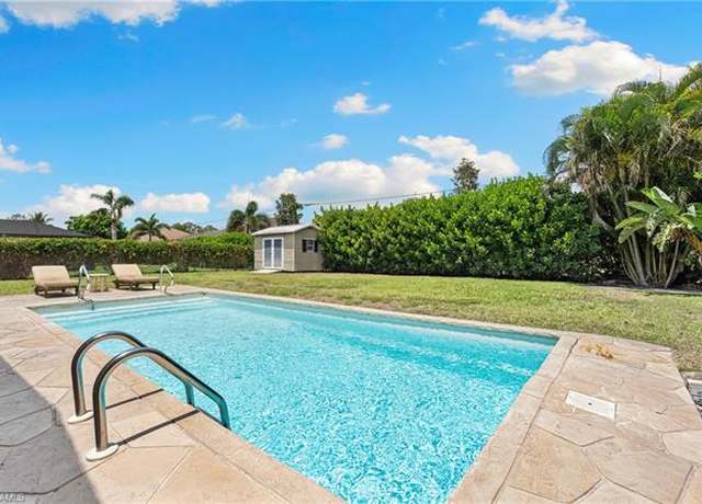 Property at 243 Willowick Dr, Naples, FL 34110, 3 beds, 2 baths