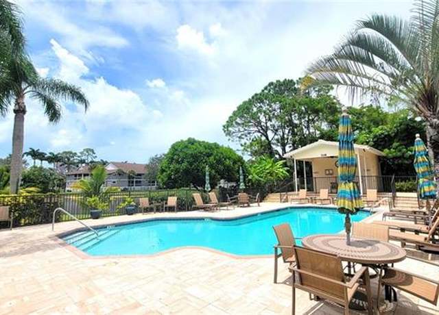 Property at 622 Wiggins Bay Dr Unit C-22, Naples, FL 34110, 2 beds, 2 baths