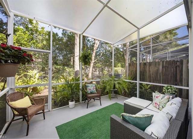 Property at 15809 Marcello Cir, Naples, FL 34110, 3 beds, 2.5 baths