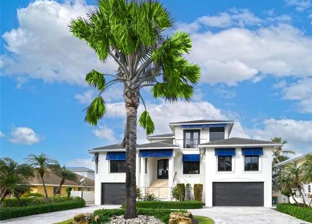 Property at 319 Lagoon Ave, Naples, FL 34108, 4 beds, 4.5 baths