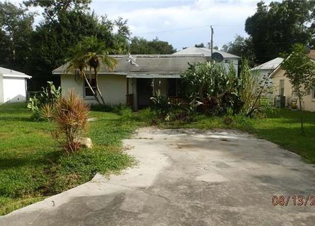 Property at 537 Capitol St, North Fort Myers, FL 33903, 2 beds, 2 baths