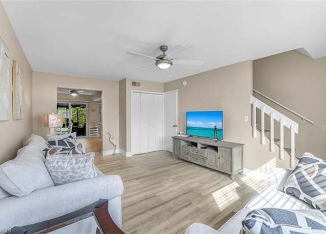 Property at 66 Marco Villas Dr Unit R4, Marco Island, FL 34145, 2 beds, 2.5 baths