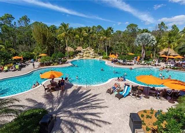 Property at 9092 Capistrano St S #6402, Naples, FL 34113, 3 beds, 2.5 baths