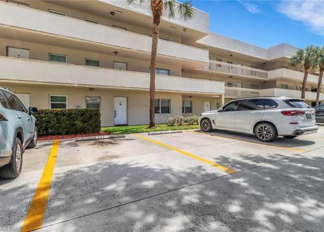 Property at 501 Forest Lakes Blvd #1, Naples, FL 34105, 2 beds, 2 baths