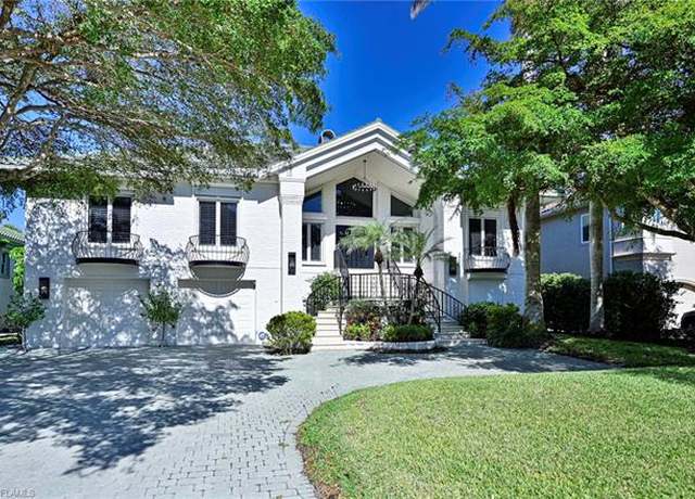Property at 175 Bayview Ave, Naples, FL 34108, 5 beds, 3.5 baths