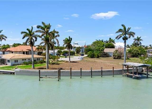Property at 159 Tahiti St, Naples, FL 34113