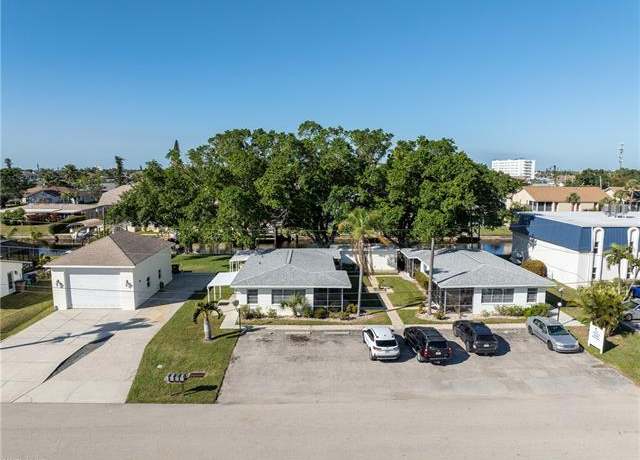 Property at 4916 Vincennes St #1, Cape Coral, FL 33904, 4 beds, 4.5 baths