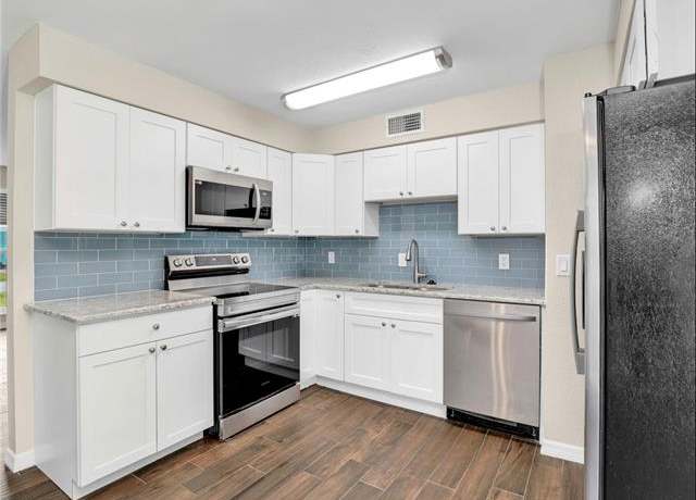Property at 3 Knights Bridge Rd Unit A2, Naples, FL 34112, 2 beds, 1 bath