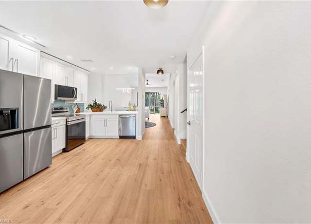 Property at 7745 Woodbrook Cir #3702, Naples, FL 34104, 3 beds, 2.5 baths